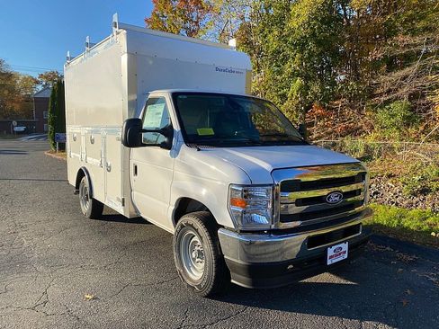 New 2026 Ford E-350 and Econoline 350 Super Duty w/ Power Equipment Group RWD image 3
