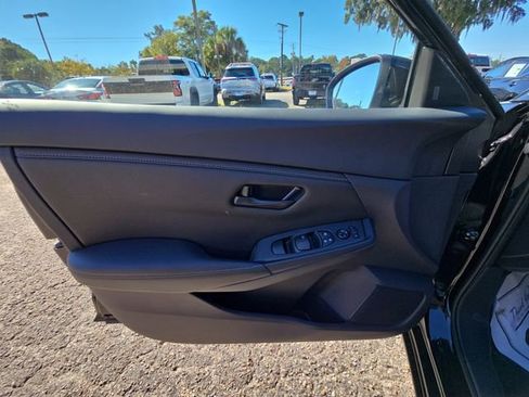 New 2025 Nissan Sentra S image 14