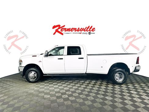 New 2026 RAM 3500 Tradesman image 4
