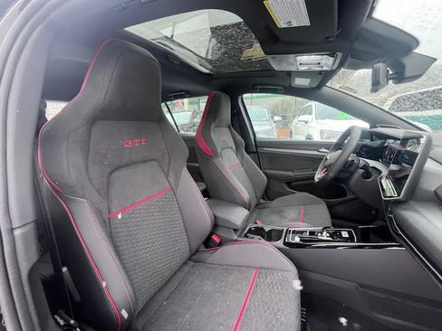New 2026 Volkswagen GTI SE image 17