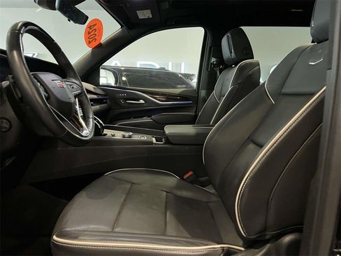 Certified 2024 Cadillac Escalade Premium Luxury image 16