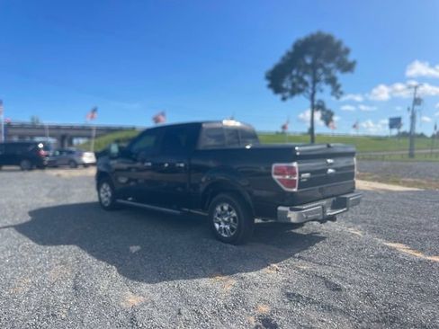Used 2011 Ford F150 Lariat w/ Lariat Chrome Pkg RWD image 3