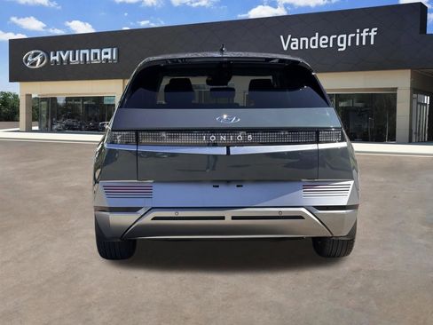 Used 2024 Hyundai Ioniq 5 Limited image 11