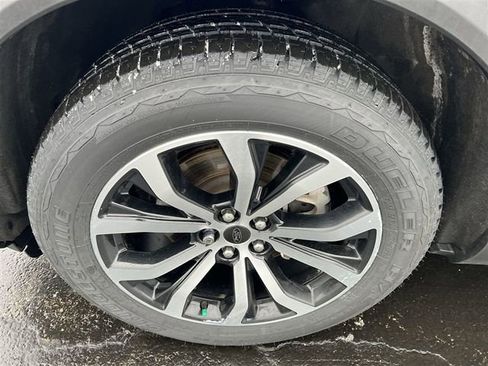 Used 2025 Ford Explorer ST-Line image 21