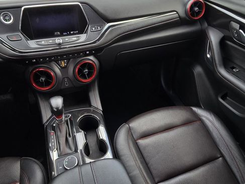 Used 2019 Chevrolet Blazer RS w/ Sun and Wheels Package image 12