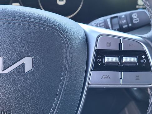 Used 2024 Kia Telluride SX X-Pro image 17