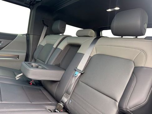 New 2025 GMC Hummer EV 2X w/ LPO, Sport Package image 25