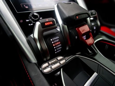 Used 2019 Lamborghini Urus AWD/4WD image 33