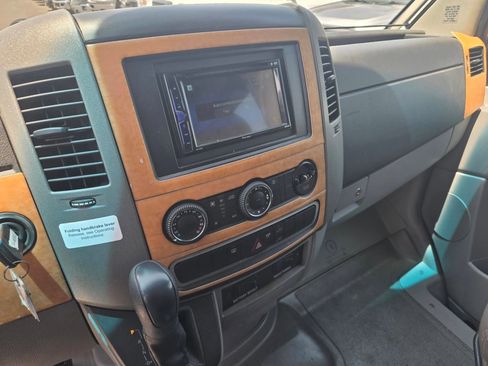 Used 2011 Mercedes-Benz Sprinter 3500 image 24
