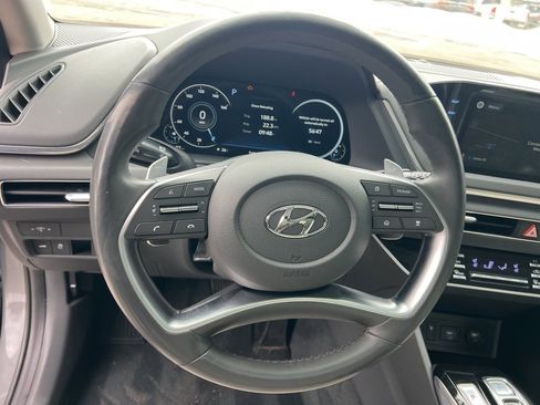 Used 2020 Hyundai Sonata Limited image 13
