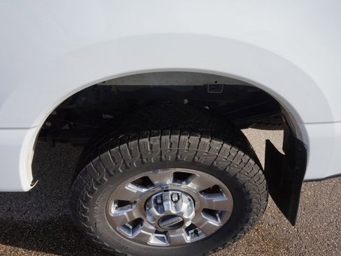 Used 2023 Ford F350 Lariat w/ Chrome Package image 2