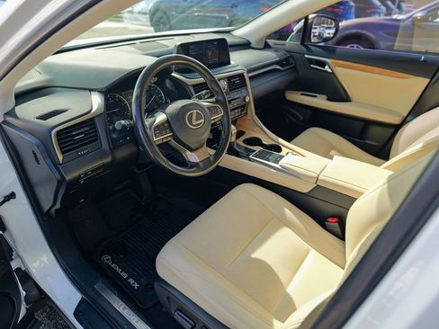 Used 2022 Lexus RX 350L Premium w/ Premium Package image 20