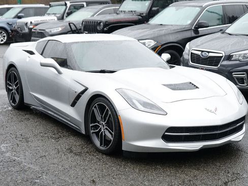Used 2015 Chevrolet Corvette Stingray Coupe w/ 2LT Preferred Equipment Group image 7