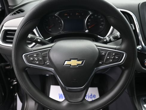 Used 2022 Chevrolet Equinox LS w/ LS Convenience Package AWD/4WD image 11