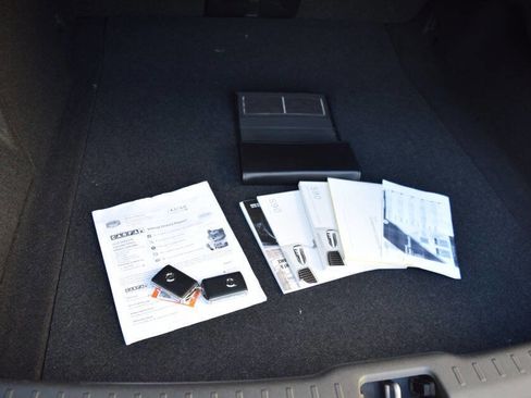 Used 2020 Volvo S90 T6 R-Design image 80