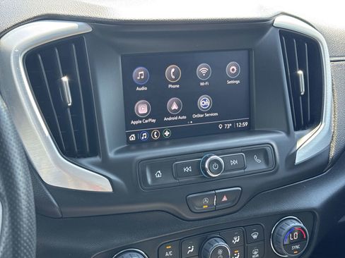 Used 2024 GMC Terrain SLE w/ Driver Convenience Package image 24