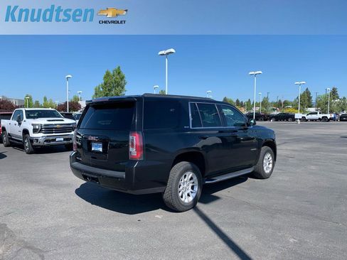 Used 2017 GMC Yukon SLE w/ HD Trailering Package AWD/4WD image 7