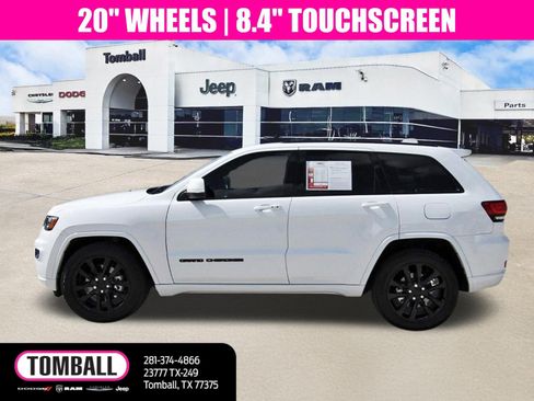 Used 2021 Jeep Grand Cherokee Laredo X image 4