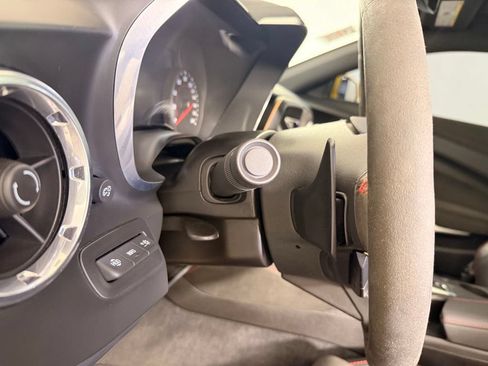 Used 2018 Chevrolet Camaro ZL1 RWD image 39