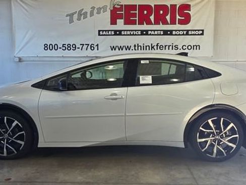 New 2026 Toyota Prius Plug-In Hybrid image 2