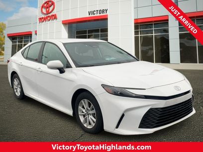 Used 2025 Toyota Camry LE