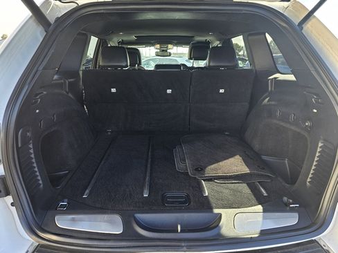 Used 2017 Jeep Grand Cherokee Limited image 30