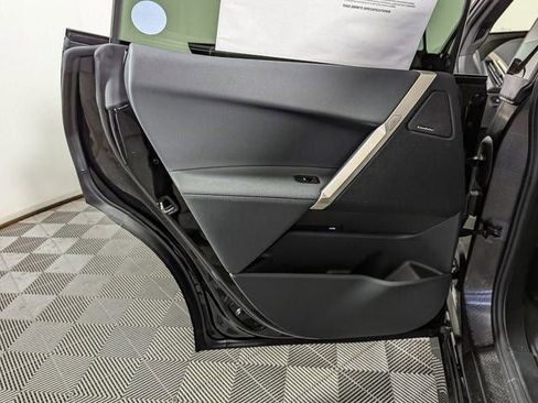 Used 2026 BMW iX xDrive60 w/ Premium Package image 30