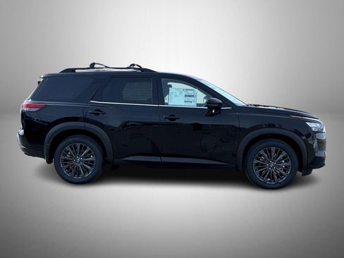 New 2026 Nissan Pathfinder SL image 4