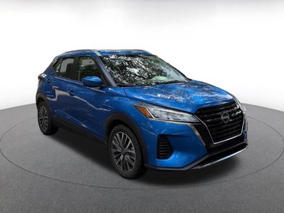 Used 2024 Nissan Kicks SV