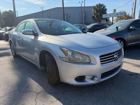 Used 2010 Nissan Maxima 3.5 SV w/ Premium Pkg image 2