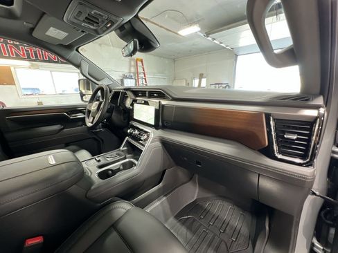 New 2026 GMC Sierra 3500 Denali w/ Denali Reserve Package image 30