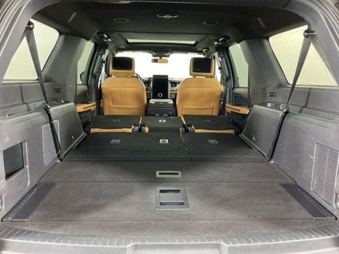 Used 2023 Ford Expedition Max Platinum image 35