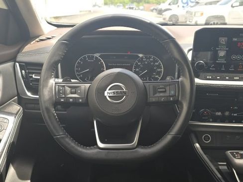 Used 2021 Nissan Rogue SL w/ Premium Package AWD/4WD image 14