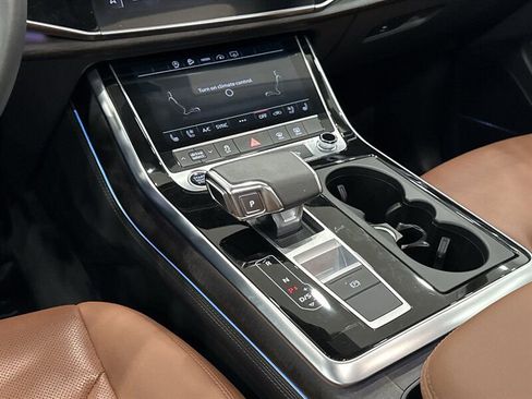 Used 2023 Audi Q8 Premium Plus w/ Premium Plus Package image 28