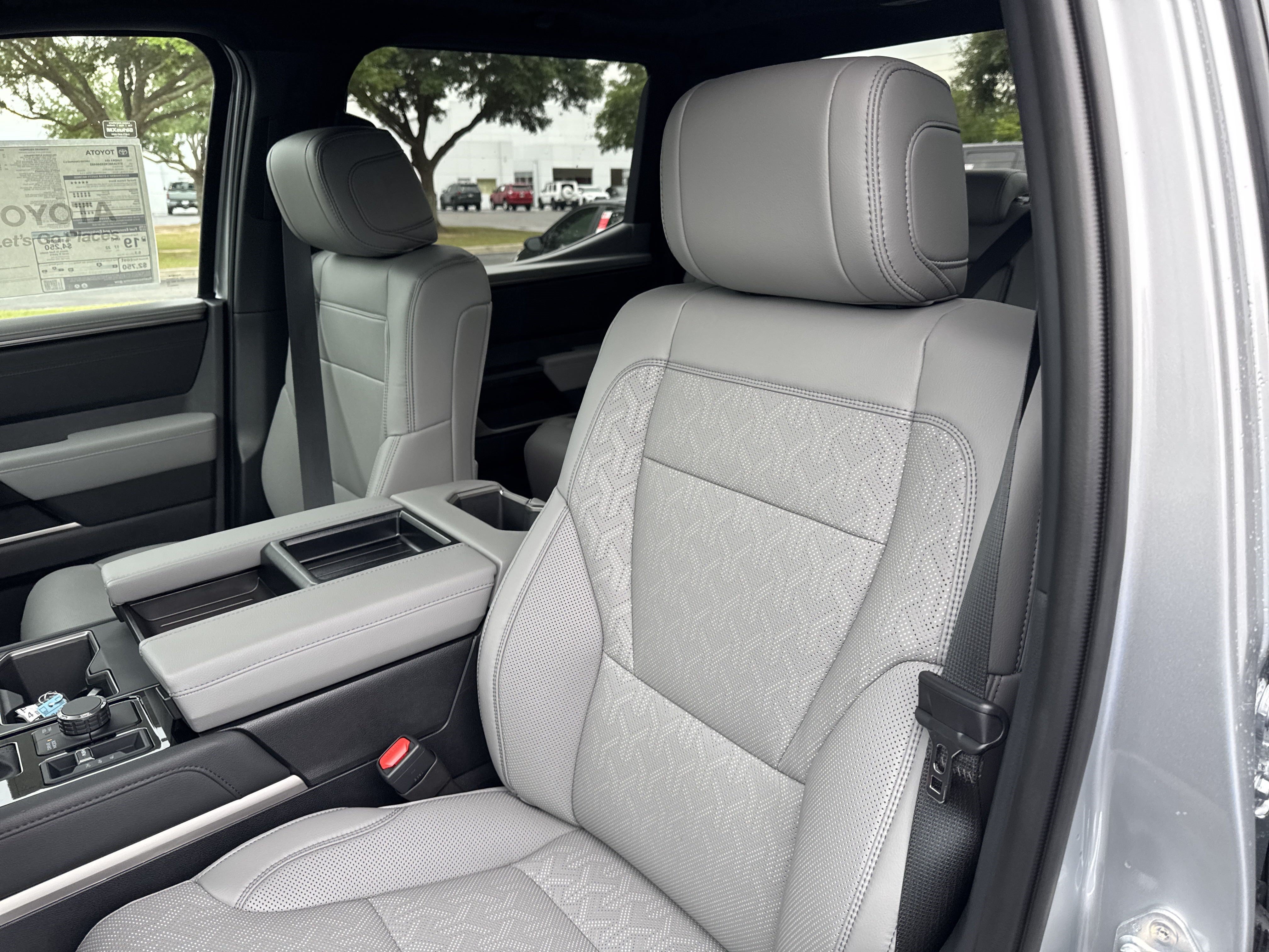 New 2025 Toyota Tundra Limited w/ Power Package AWD/4WD image 14
