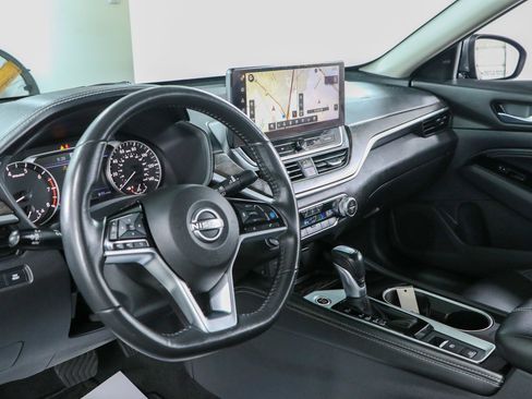 Used 2023 Nissan Altima 2.5 SL FWD image 23