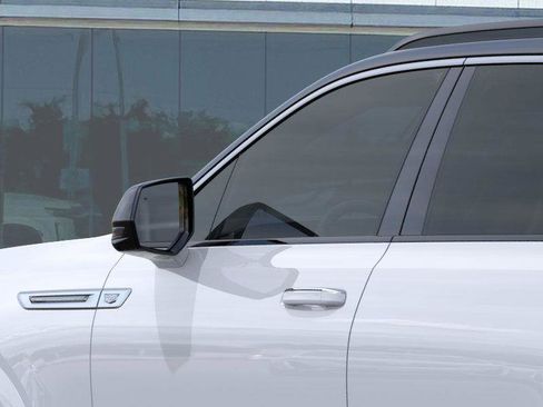 New 2026 Cadillac Escalade IQ Luxury 1 w/ LPO, Floor Liner Package image 13