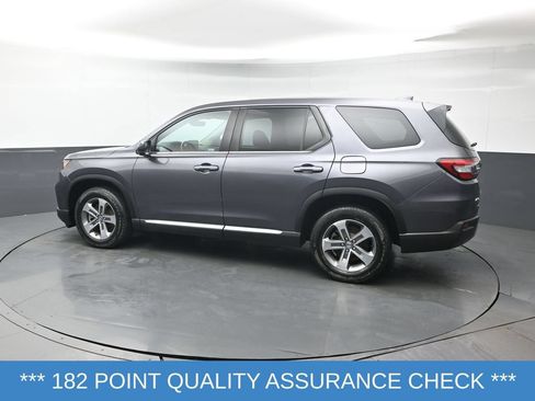 Certified 2023 Honda Pilot EX-L image 4