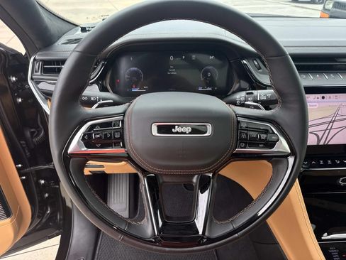 New 2026 Jeep Grand Cherokee Summit AWD/4WD image 22