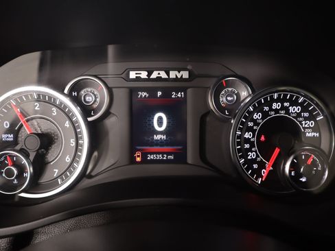 Used 2024 RAM 2500 Big Horn w/ Bed Utility Group image 4