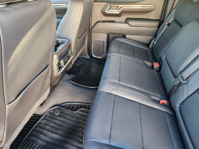 Used 2024 Chevrolet Silverado 1500 LTZ AWD/4WD image 29