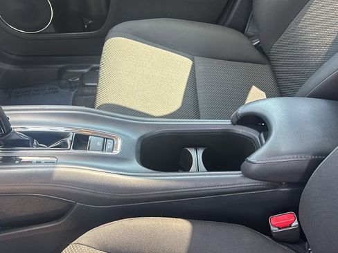 Used 2016 Honda HR-V EX image 22
