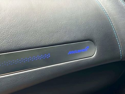 Used 2021 McLaren GT Base image 18