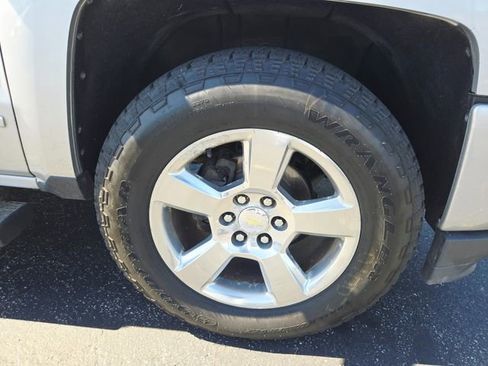 Used 2017 Chevrolet Silverado 1500 LT w/ All Star Edition image 36