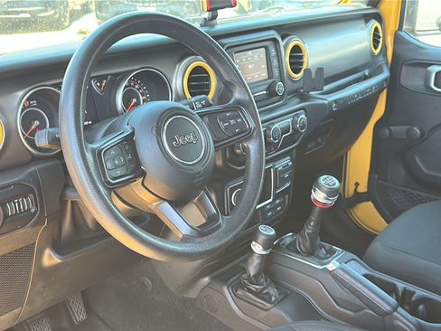 Used 2021 Jeep Wrangler Sport AWD/4WD image 12