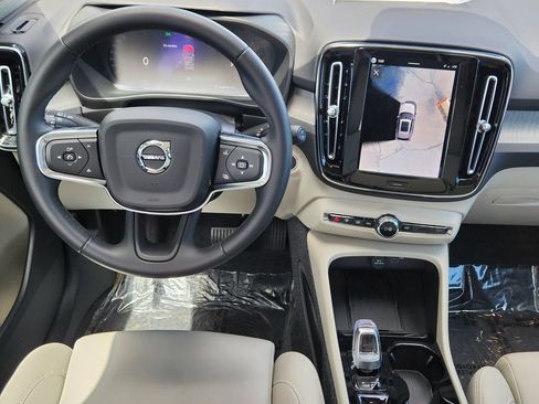 New 2026 Volvo XC40 B5 Plus w/ Protection Package Premier AWD/4WD image 3