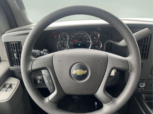 New 2026 Chevrolet Express 3500 w/ Power Convenience Package image 10