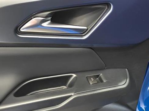 New 2026 Chevrolet Equinox EV LT AWD/4WD image 21