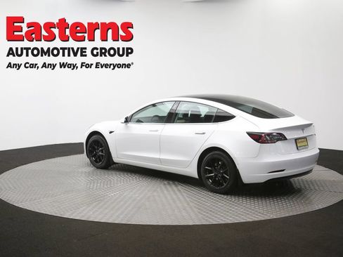 Used 2019 Tesla Model 3 Standard Range RWD image 56
