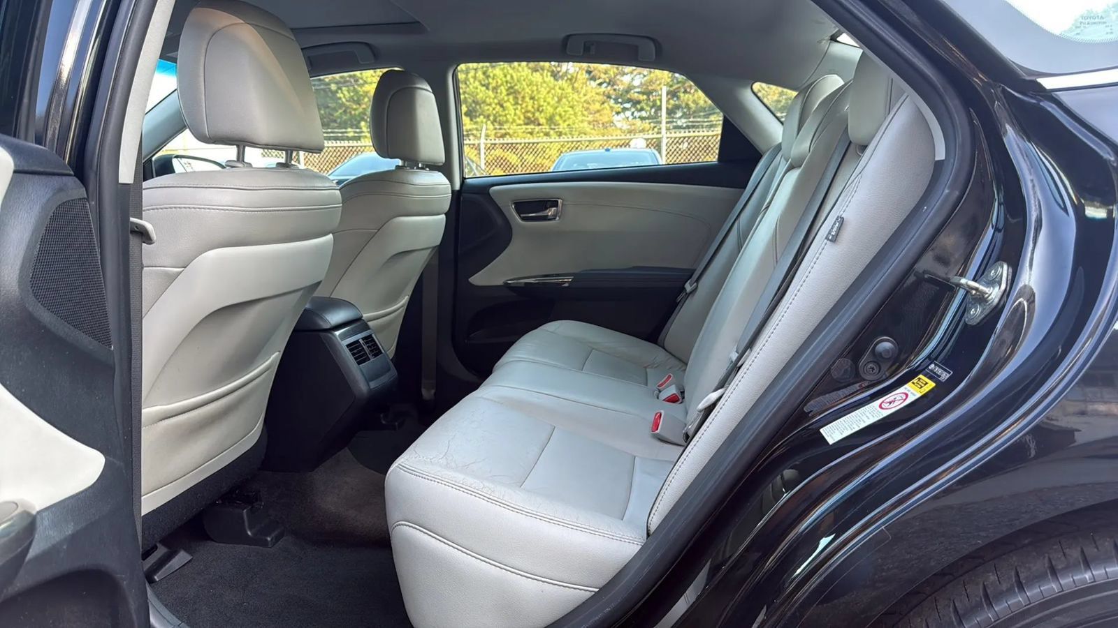 Used 2014 Toyota Avalon XLE Touring FWD image 15